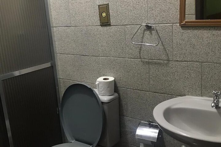Room 30 of 58