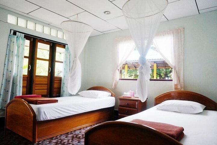Room 9 of 21