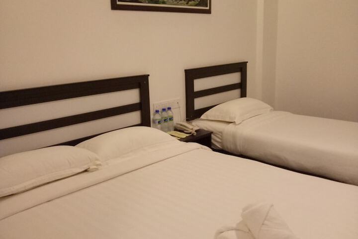 Room 21 of 75