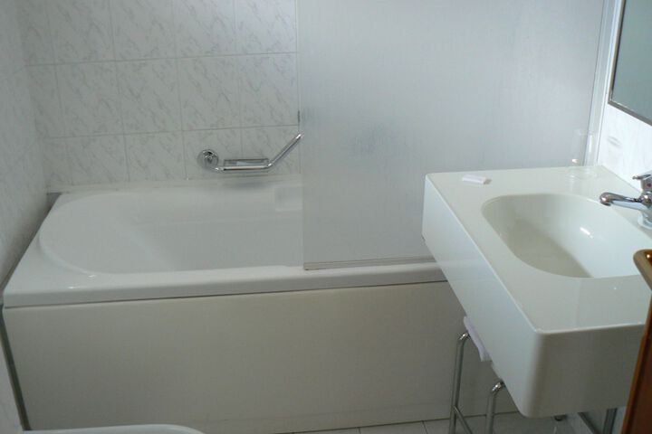 Bath Photo