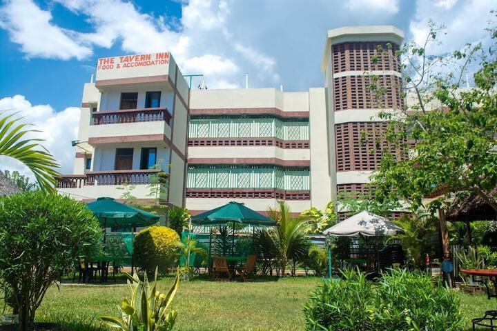 Hotel 50 of 54