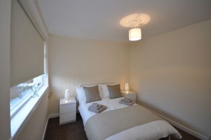 Room 5 of 20