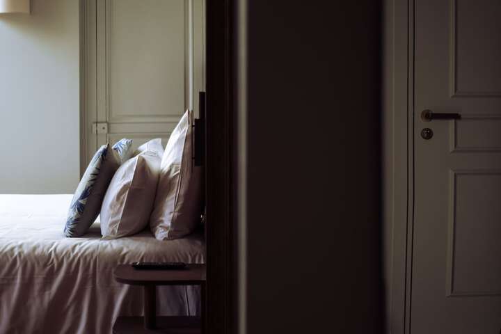 Room 51 of 224