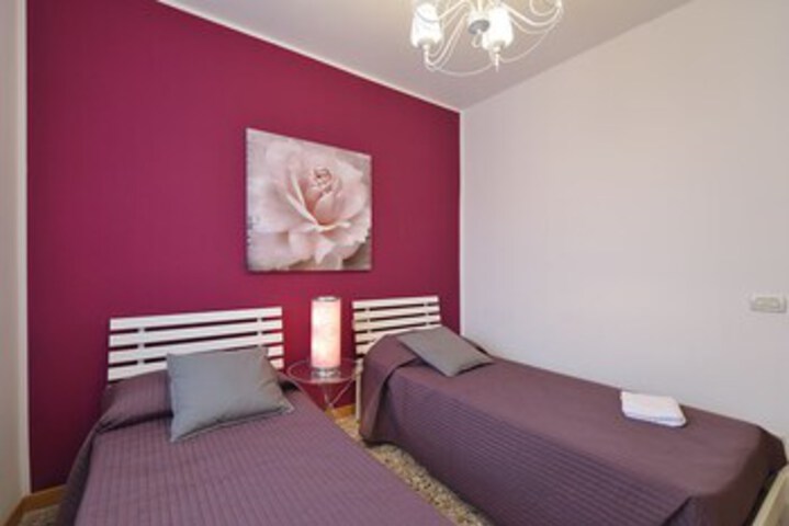 Room 34 of 34
