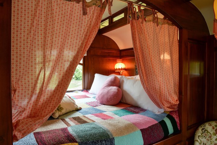 Room 4 of 46