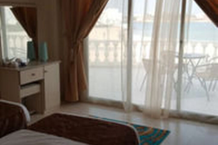 Room 60 of 94