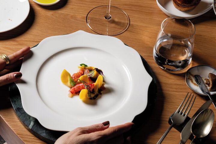 Dining 101 of 157