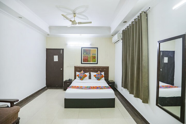 Room 21 of 31