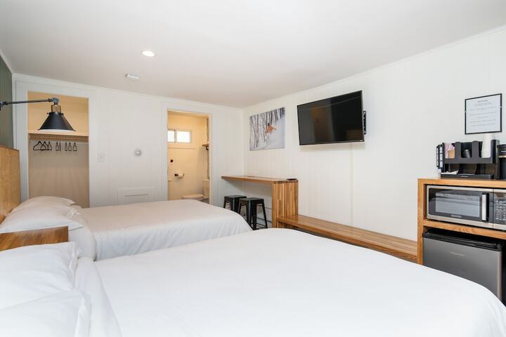 Room 4 of 46
