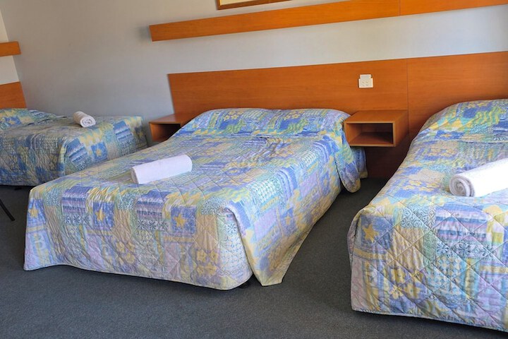 Room 10 of 39