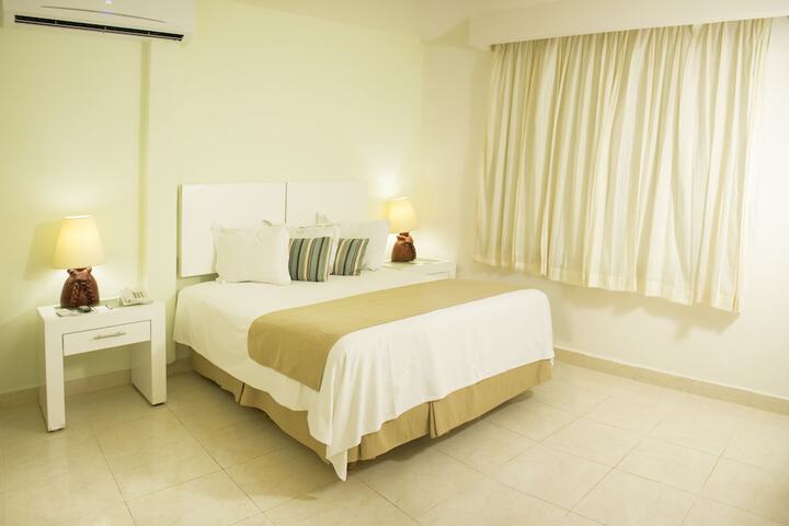 Room 15 of 136