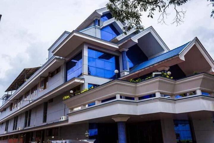 Hotel Surya