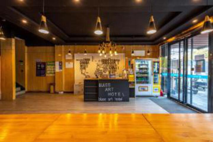 Hello Light Hotel (Nanjing Lukou Airport Branch)