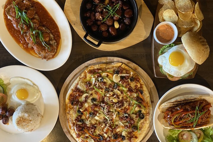 Dining 56 of 65