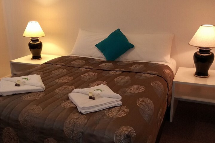 Room 3 of 47