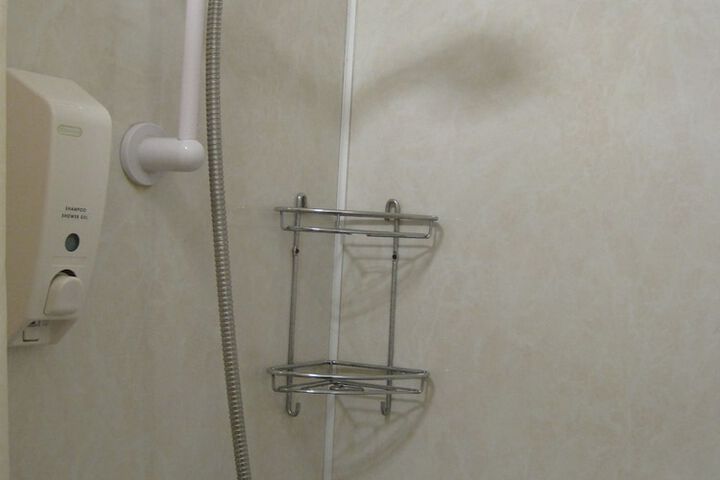 Room 104 of 121