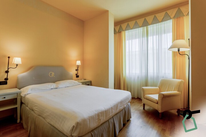Room 16 of 27