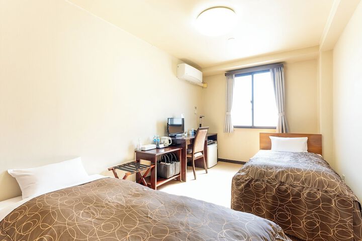 Room 52 of 91