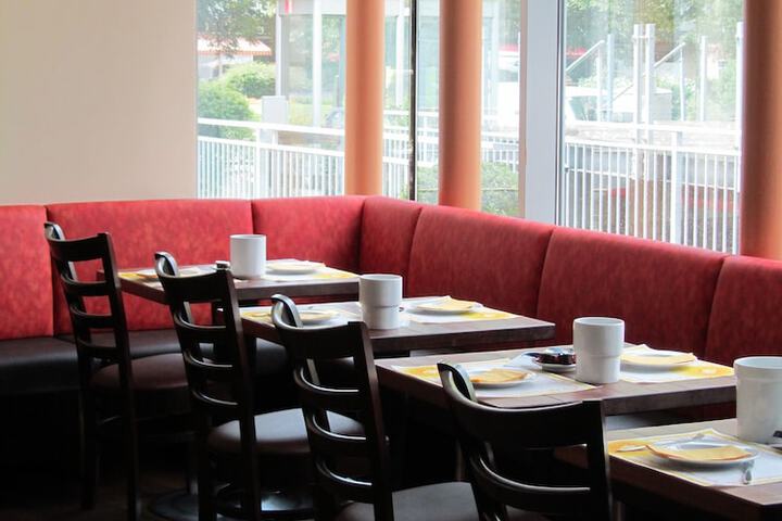 Breakfast/Coffee Service 27 of 39