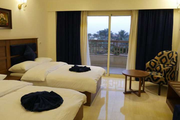 Room 18 of 36