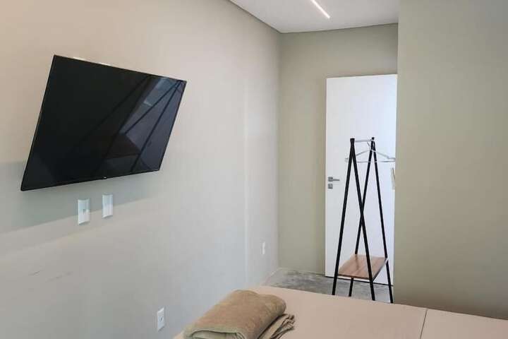 Room 2 of 44