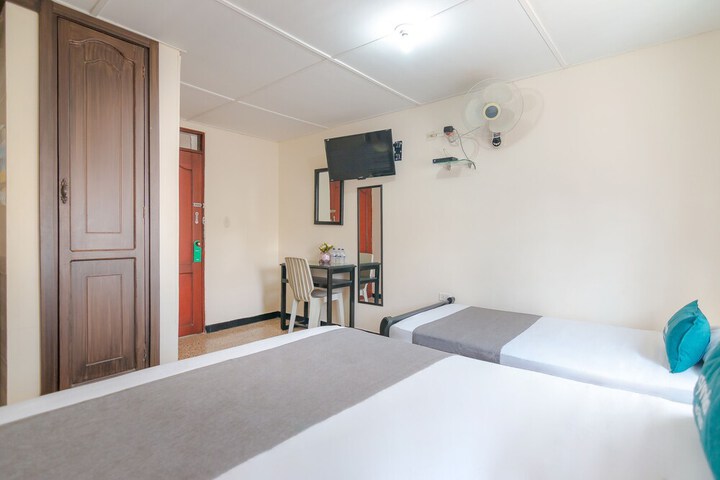 Room 11 of 22