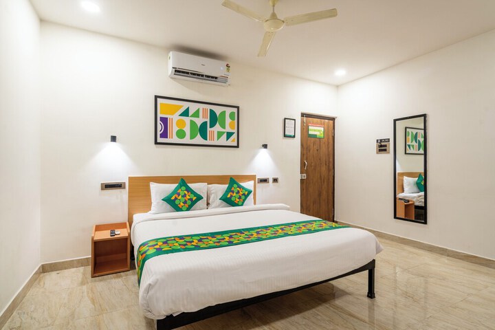 Room 15 of 46