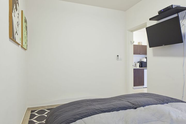 Room 5 of 21