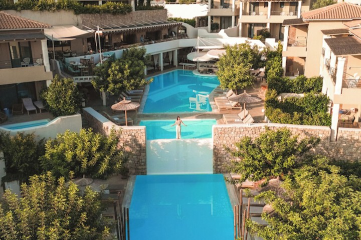 Pool 158 of 191