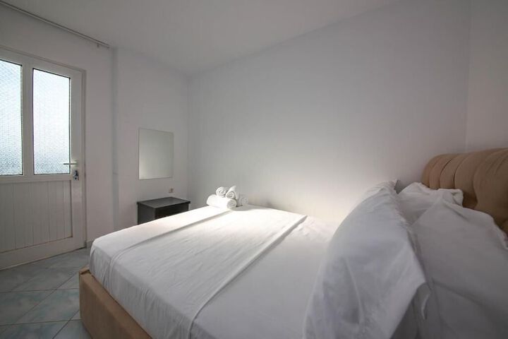 Room 21 of 74