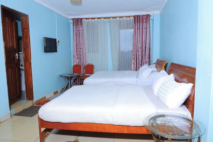 Room 5 of 23