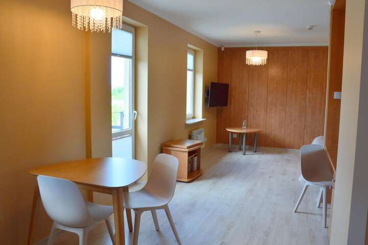 Room 35 of 46