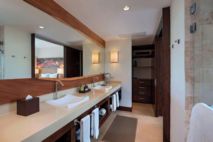 Room 90 of 252