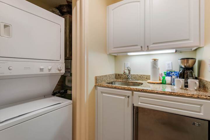Room 35 of 190