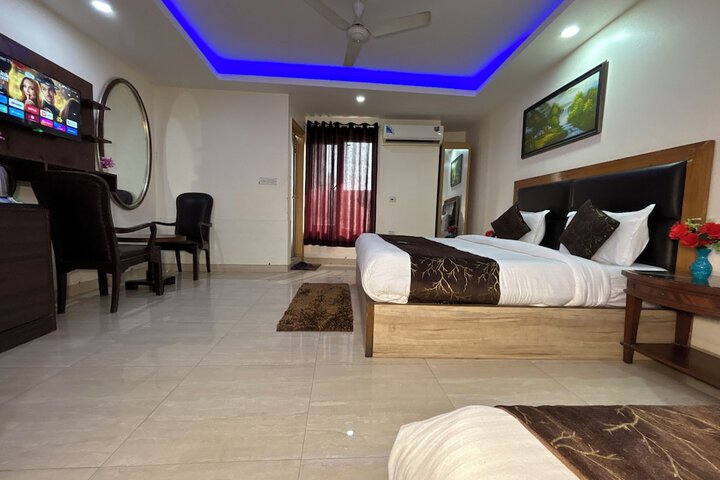 Room 20 of 111