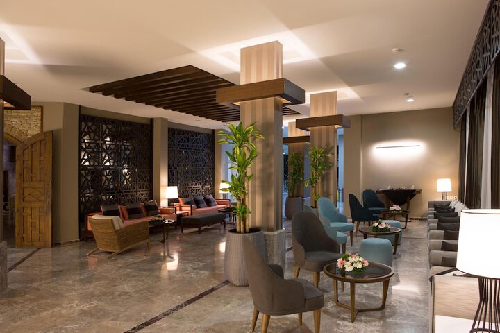 Hotel Interior 7 of 40