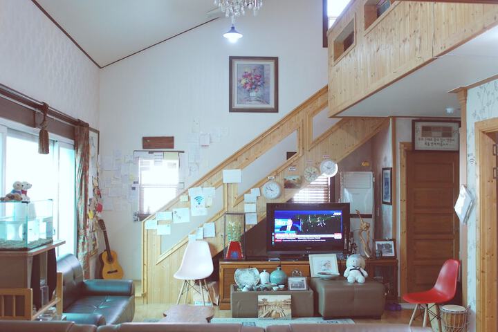 Room 21 of 47