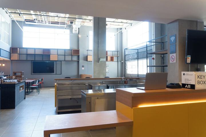 Hotel Interior 10 of 122