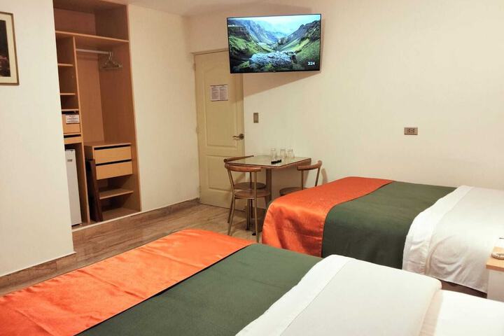 Room 49 of 284