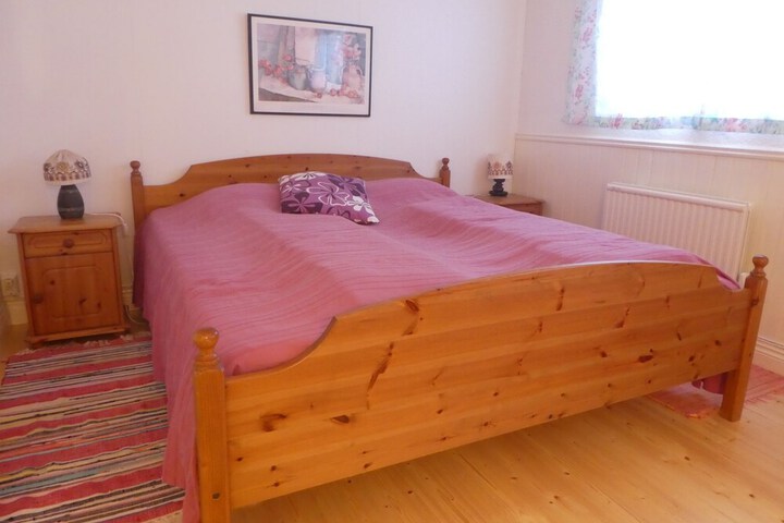 Room 12 of 73