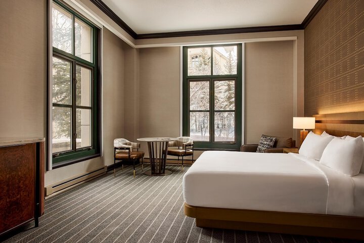 Room 47 of 186