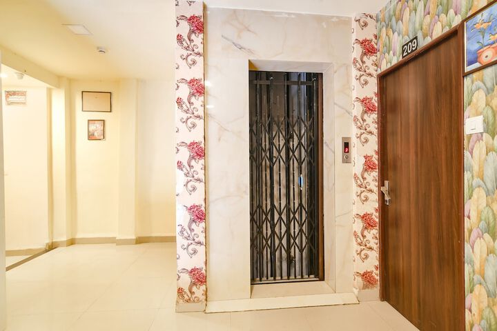 Hotel Interior 2 of 34