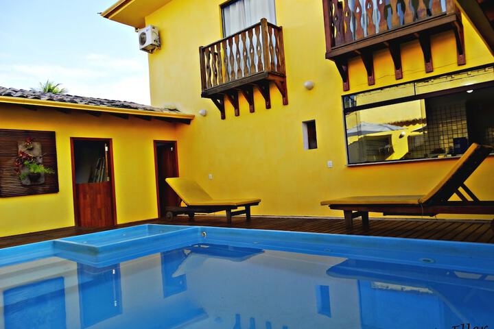 Hotel Pool