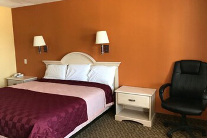 Room 34 of 66