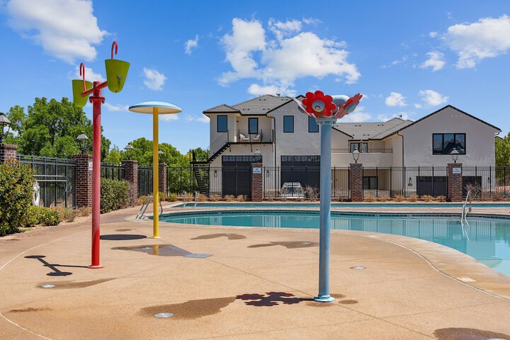 Pool 22 of 47