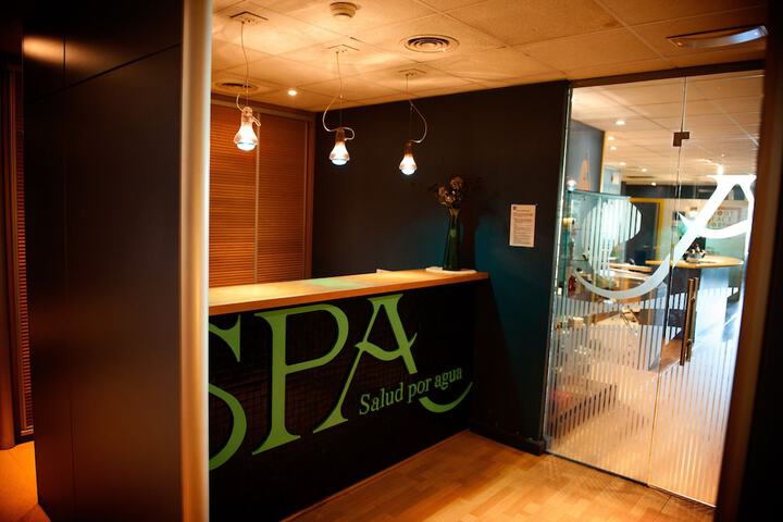 Spa 35 of 46