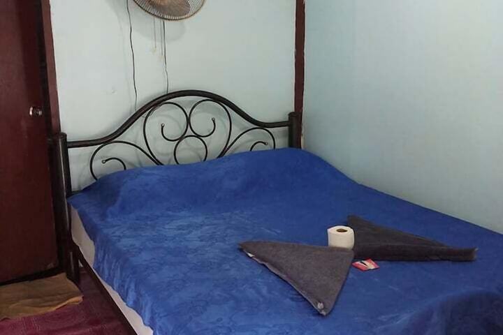 Room 3 of 18