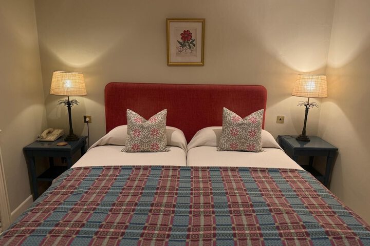 Room 35 of 86