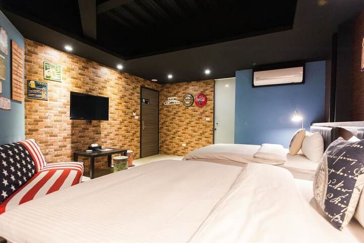 Room 8 of 56