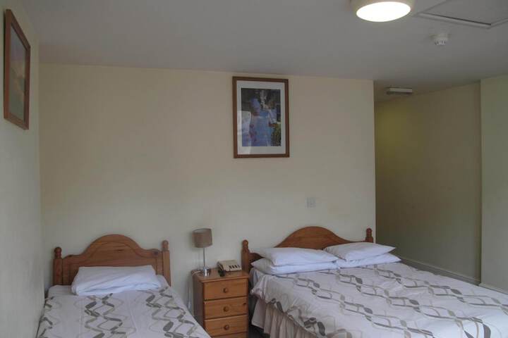 Room 14 of 39